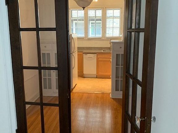 4th image of 4875 N Paulina St APT 1A