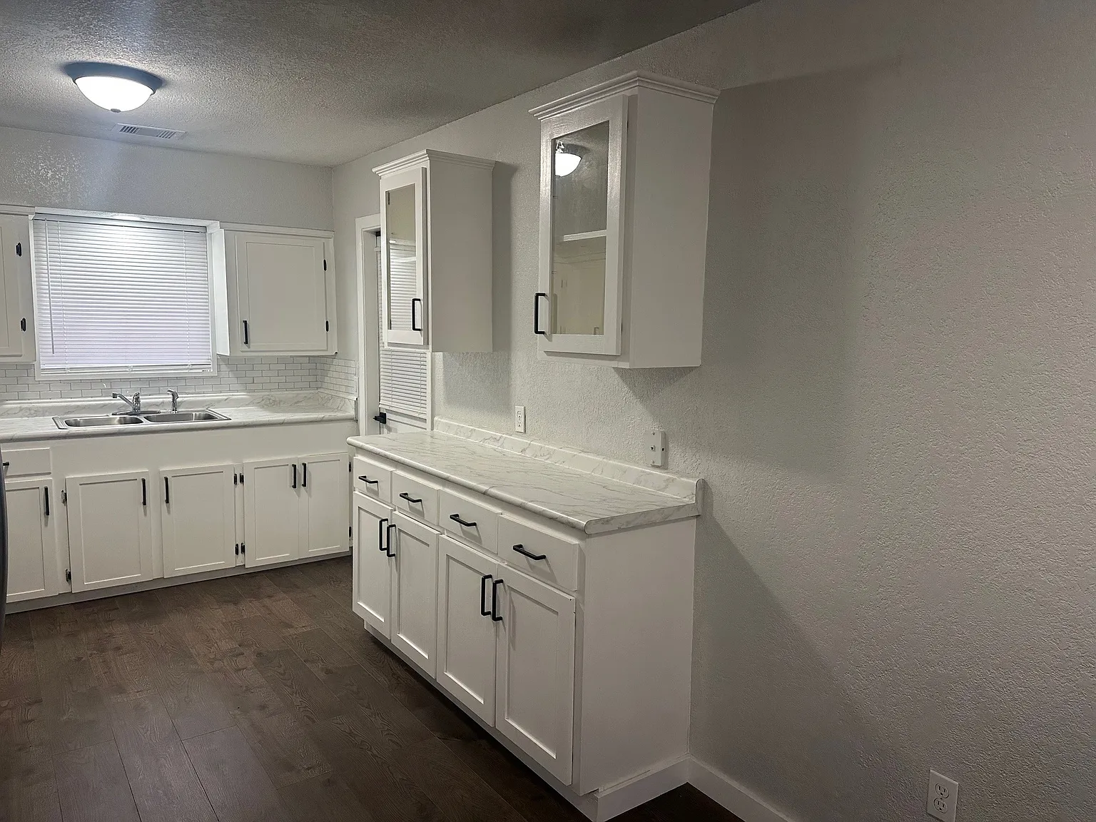 208 Walnut Street - 1 — Photo 4