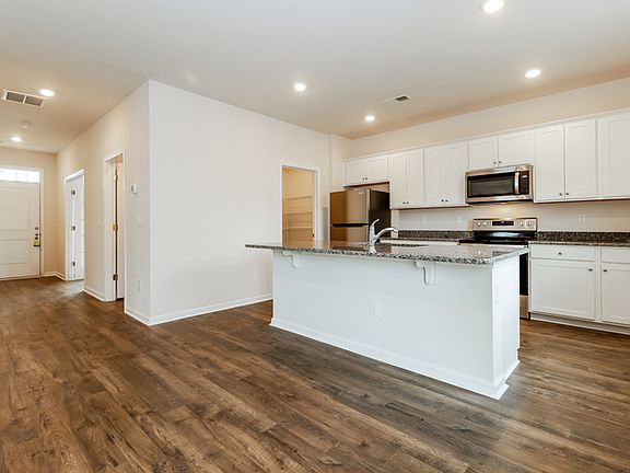 5th image of 125 Kelsey Ct