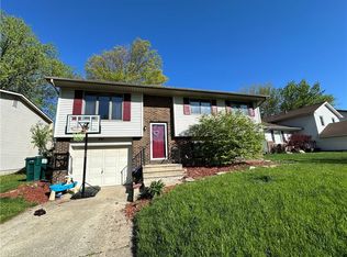 3555 Plover Dr, Decatur, IL 62526