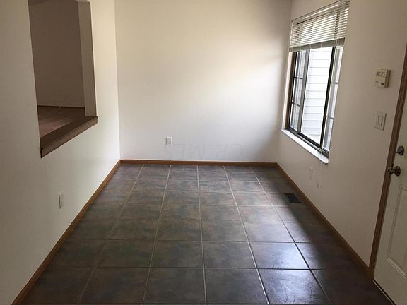 5th image of 949 Harmony Ct