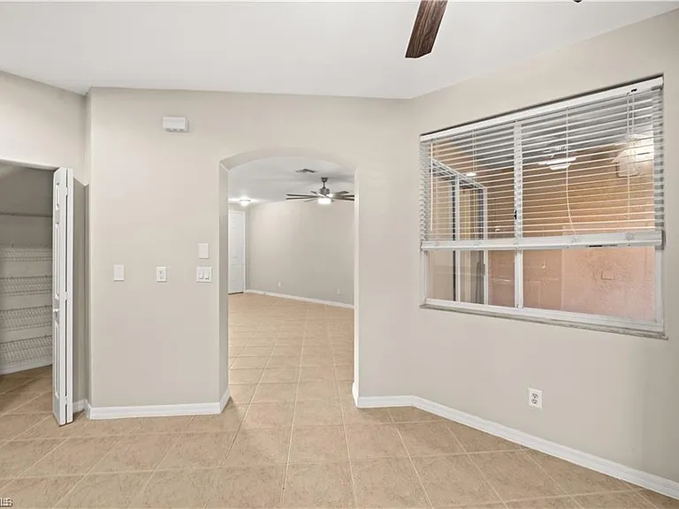 17579 Cherry Ridge Ln — Photo 5