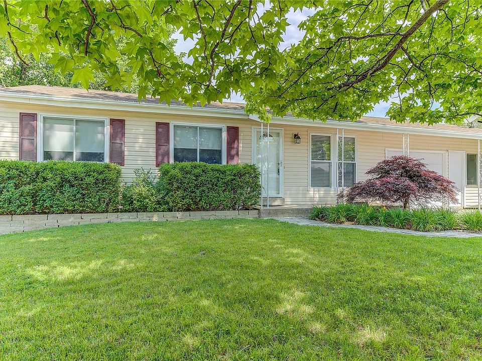 1st image of 2907 Sprucewood Dr