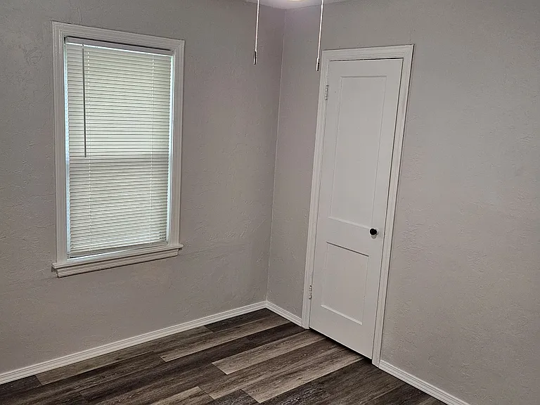 513 E Boeing Dr — Photo 14