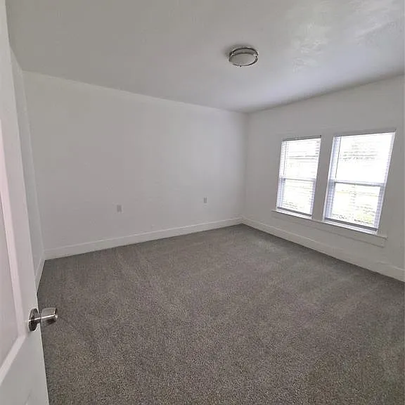 2329 Connor Ave — Photo 20