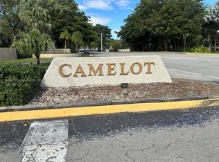 Camelot, Miami, FL 33186
