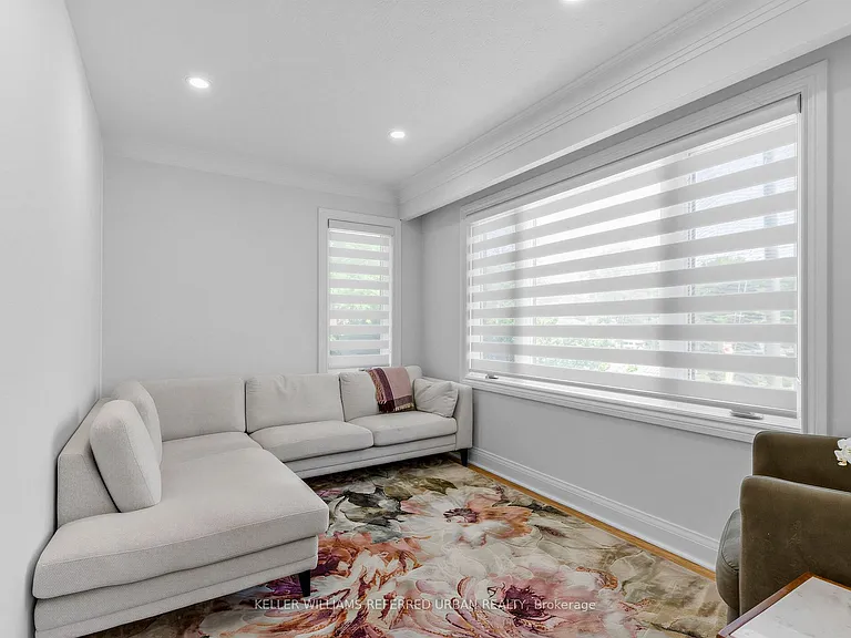 73 Prince Charles Dr — Photo 8