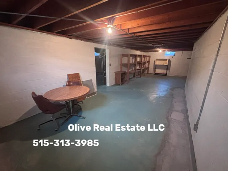 701 Marion St — Photo 7