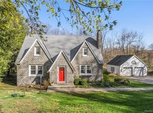 809 Farmers Mills Rd, Carmel, NY 10512