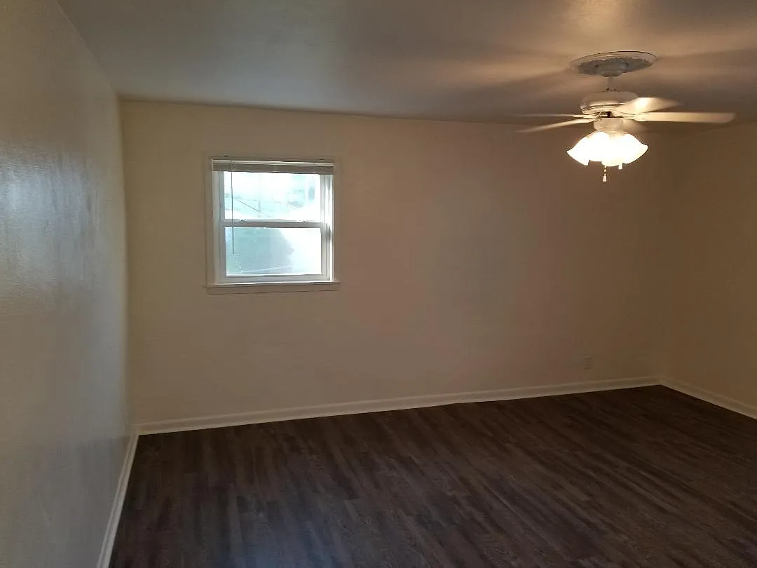 1 bed, 700 sqft, $600 — Photo 4