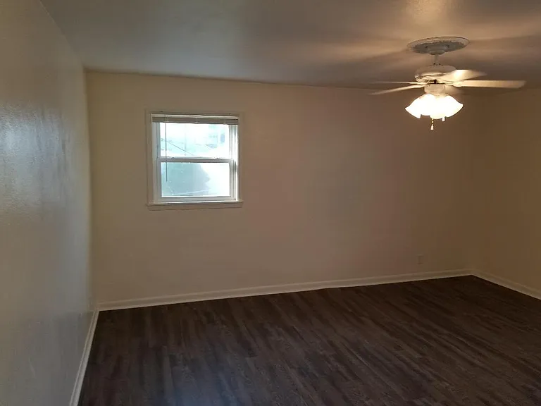 17 E Howard St #2 — Photo 4