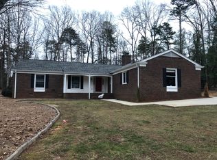 3246 Golf Club Dr, Gainesville, GA 30506