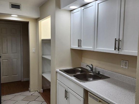 3rd image of 3660 Inverrary Drive #3L