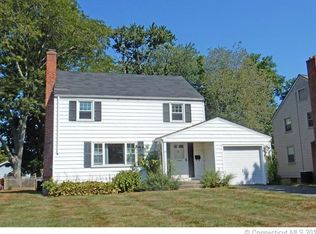 27 Bunce Rd, Wethersfield, CT 06109