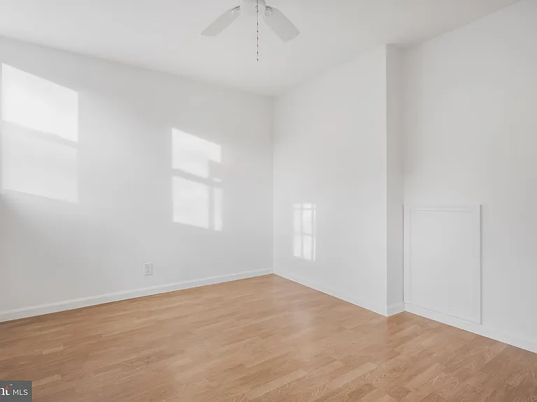814 11th St NE #A — Photo 21
