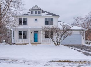 10488 Bethel Ave, Huntley, IL 60142