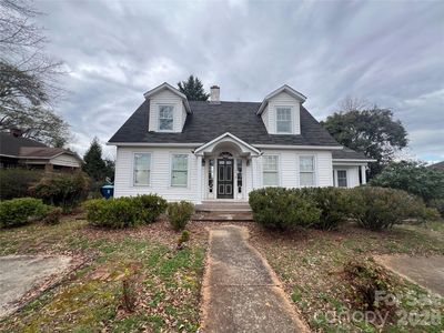 144 S Broadway St, Forest City, NC, 28043