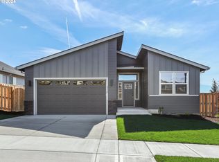 2210 E Badger Way, La Center, WA 98629