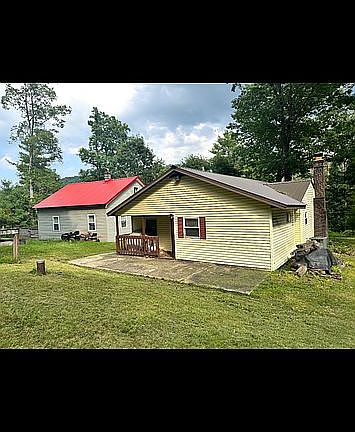 3rd image of 11714 Davey Hill Rd