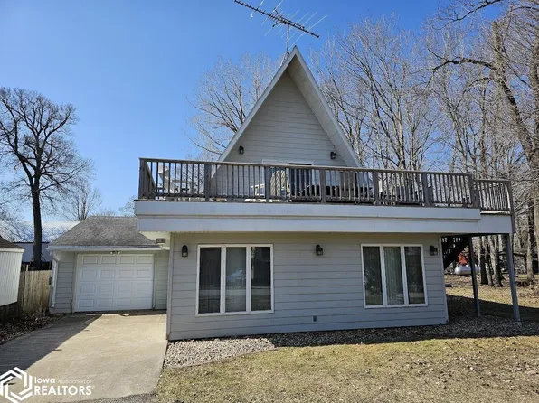 24547 Lakeside Dr, Lake Mills, IA 50450