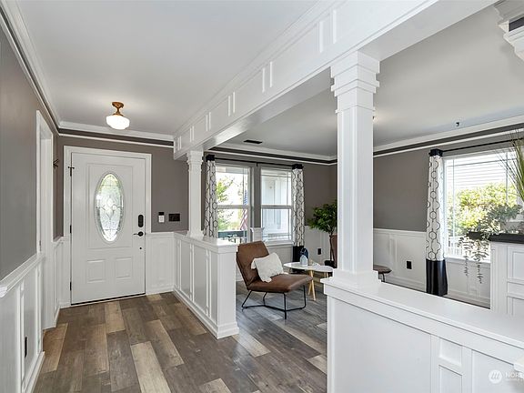4th image of 491 NW Mandal Way