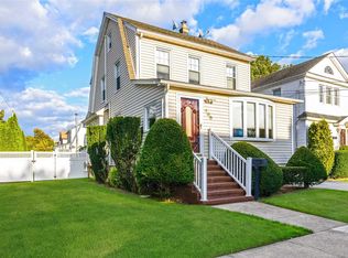 400 Hewlett Pkwy, Hewlett, NY 11557