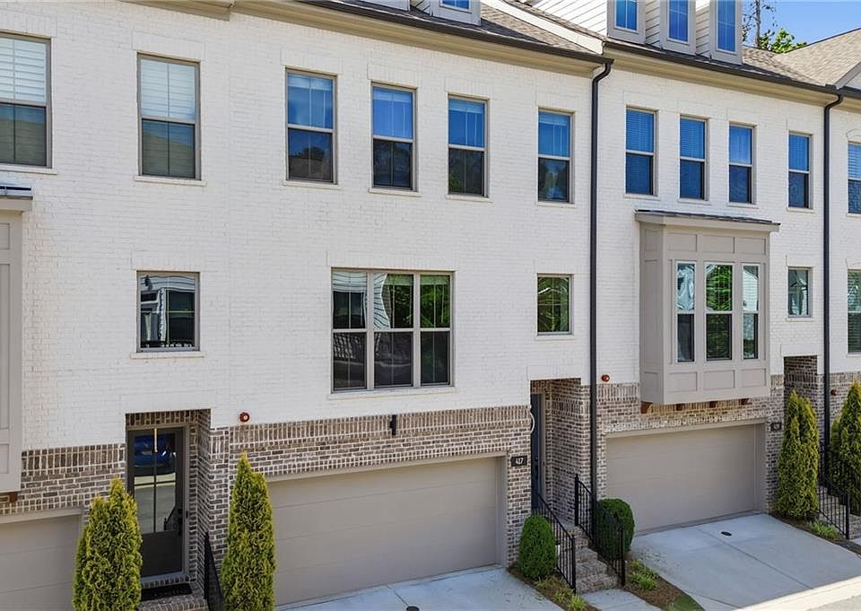 1st image of 417 Bishop Ln #21