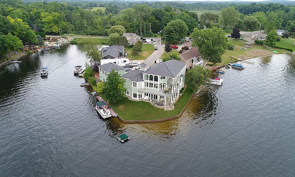 1st image of 14613 Brookhurst Dr