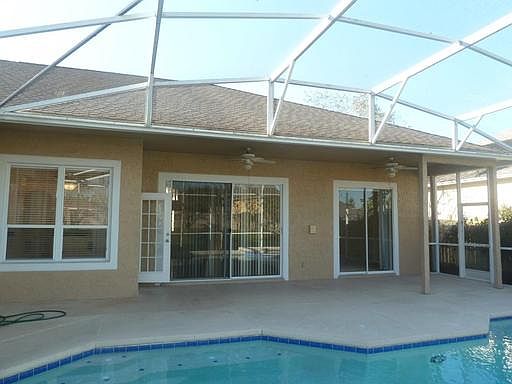 3rd image of 14920 Faversham Cir