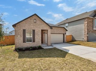 212 Outlaw Dr, Jarrell, TX 76537