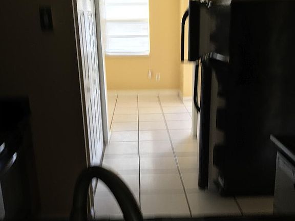 3rd image of 17 Sandalwood Ct