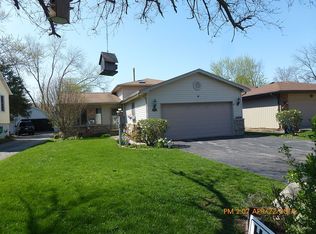 162 S Church Rd, Bensenville, IL 60106