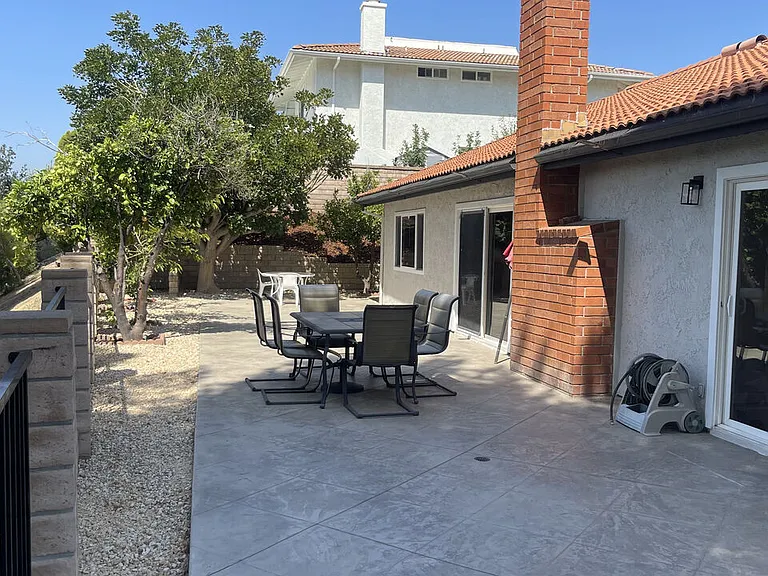 19106 Merion Dr — Photo 24