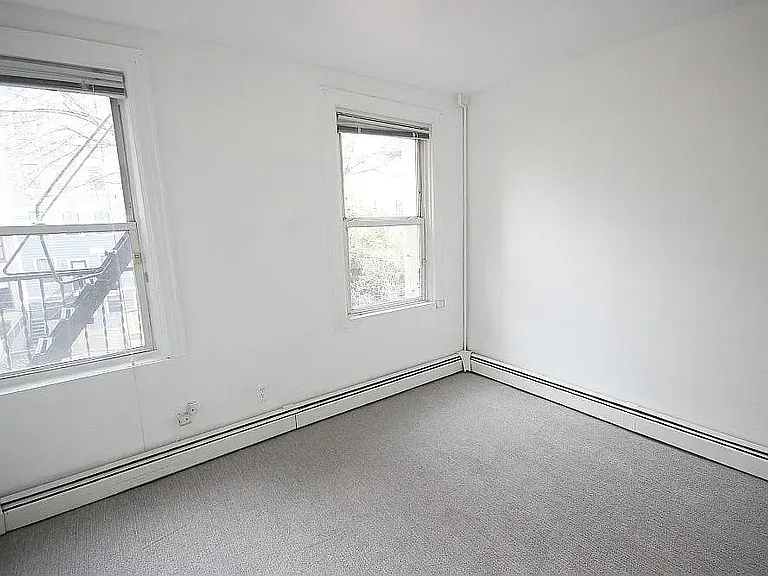 218 Park Ave #2 — Photo 9