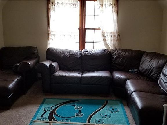 5th image of 10441 Tireman Ave