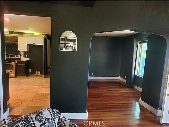 3rd image of 10458 Chatten Ct