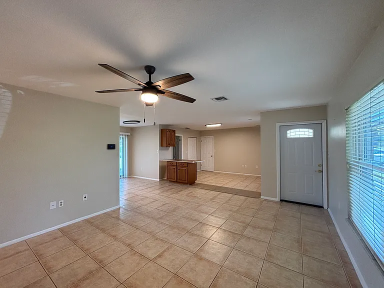 814 Spring Lake Blvd NW — Photo 3