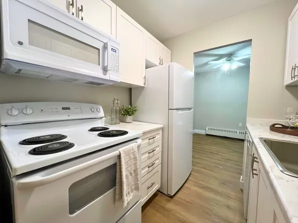 Regency Court Apartments - Speedvale - Choose your rent level - Call for Details - All utilities ..., 80 Speedvale Ave W, Guelph, ON N1H 1K3