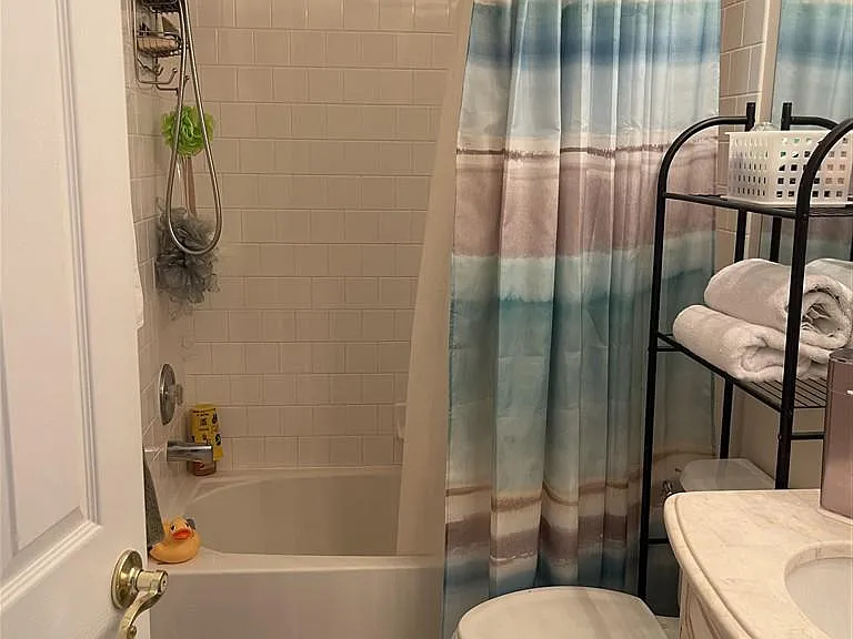 7507 Lamoyne Ct — Photo 30