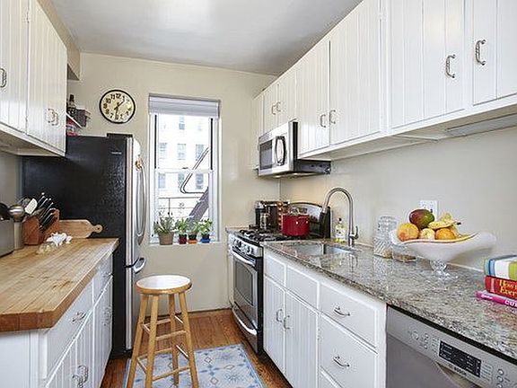 4th image of 175 W 92nd St APT 3DE