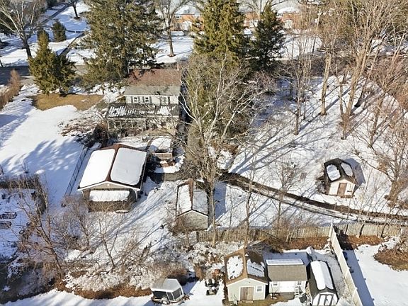 2nd image of 343 & 339 Quaker Church Rd