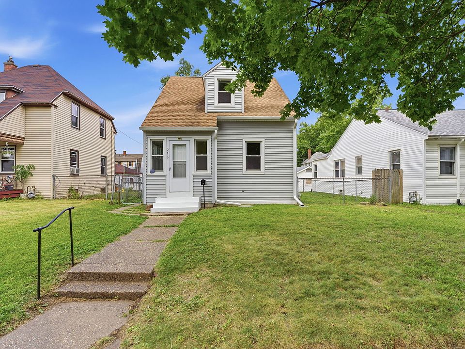 1st image of 313 S Thornwood Ave