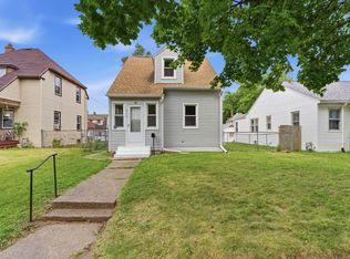 313 S Thornwood Ave, Davenport, IA 52802