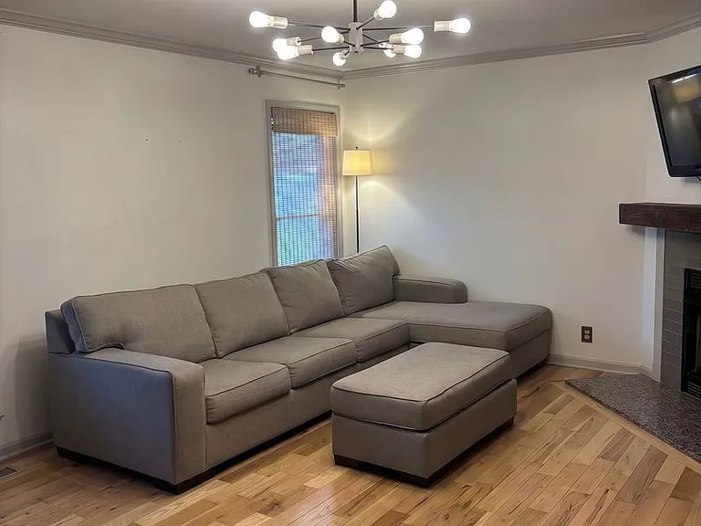 107 Nimitz Cir — Photo 7