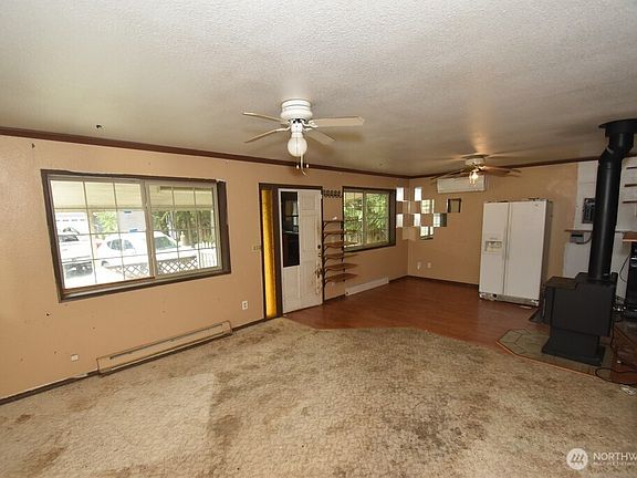 4th image of 6250 Juniper Lane