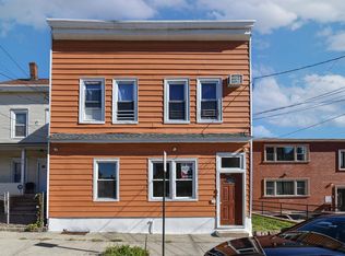 208 4th St FLOOR 1, Passaic, NJ 07055