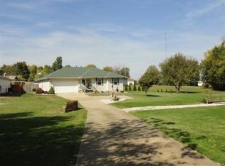 435 W Logan, Nixa, MO 65738