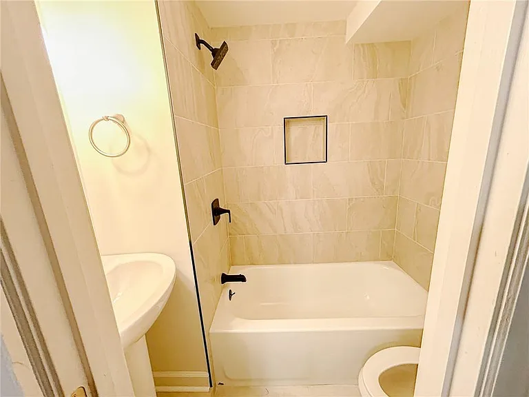 705 Bridge Ln SE #705 — Photo 15
