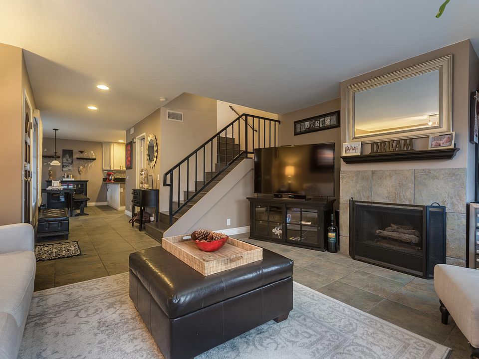 1st image of 1025 Turquoise St APT 3
