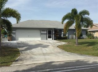 4910 Skyline Blvd, Cape Coral, FL 33914